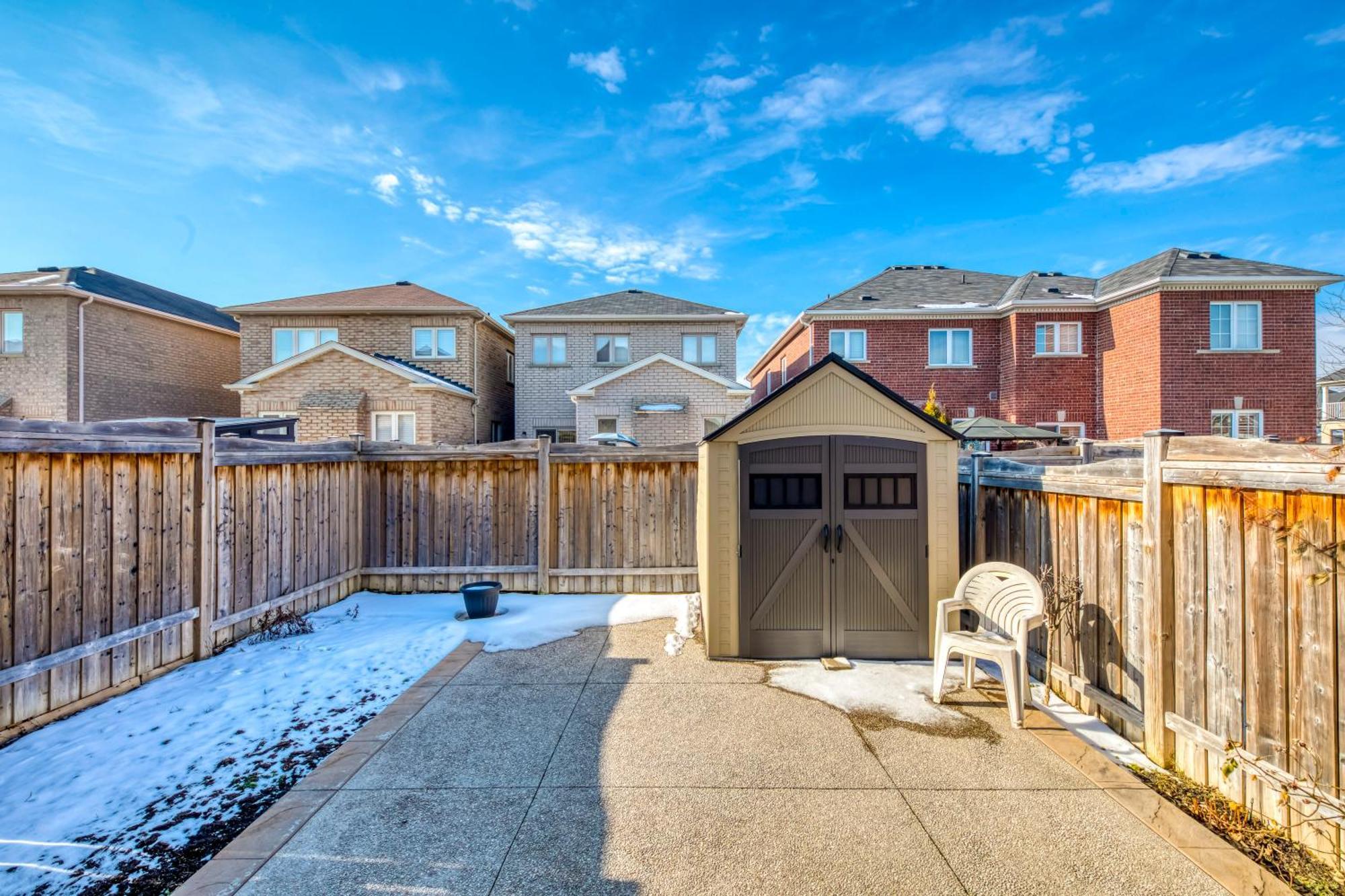 Avid Vacation Palace In Castlemore , Brampton Exterior foto